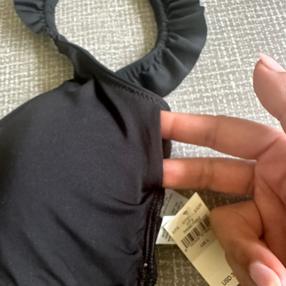 Aerie Bikini Top‎ Size Large Ruffled straps size Large black - Picture 7 of 13
